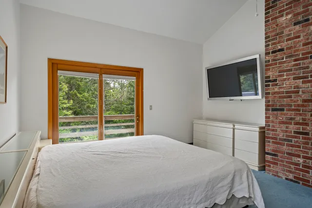 $499,000 | 11 Youngs Road, Southport, ME 04576