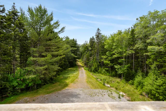 $499,000 | 11 Youngs Road, Southport, ME 04576