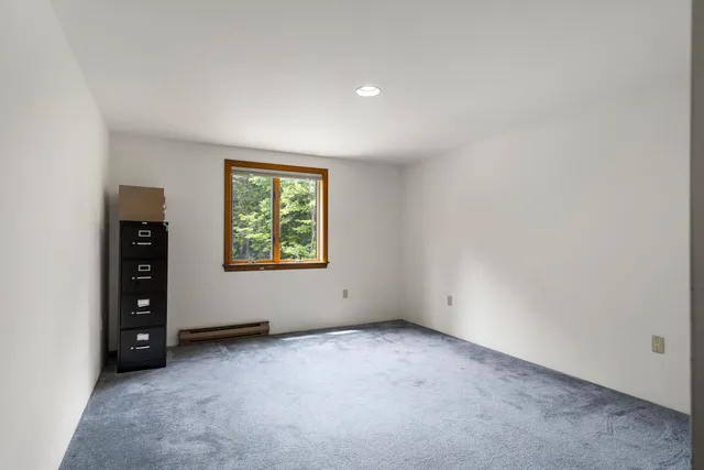 $499,000 | 11 Youngs Road, Southport, ME 04576