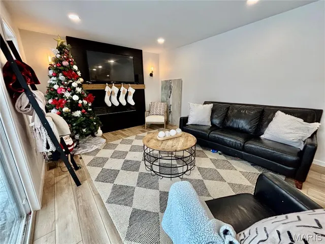 $252,200 | 2333 South Pine Street, Centralia, IL 62801