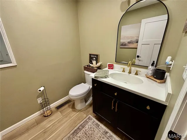 $252,200 | 2333 South Pine Street, Centralia, IL 62801