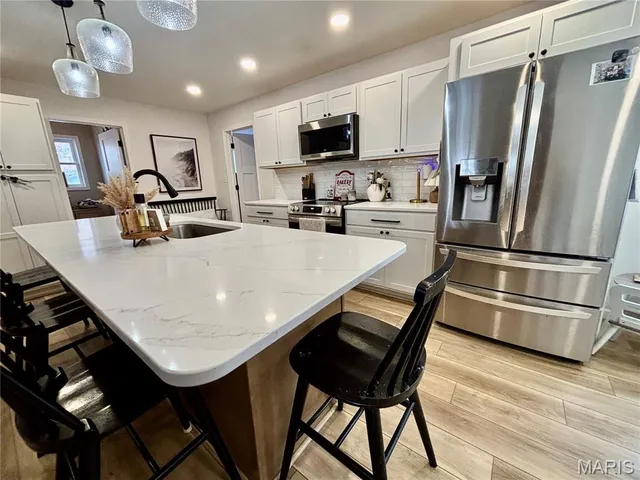 $252,200 | 2333 South Pine Street, Centralia, IL 62801