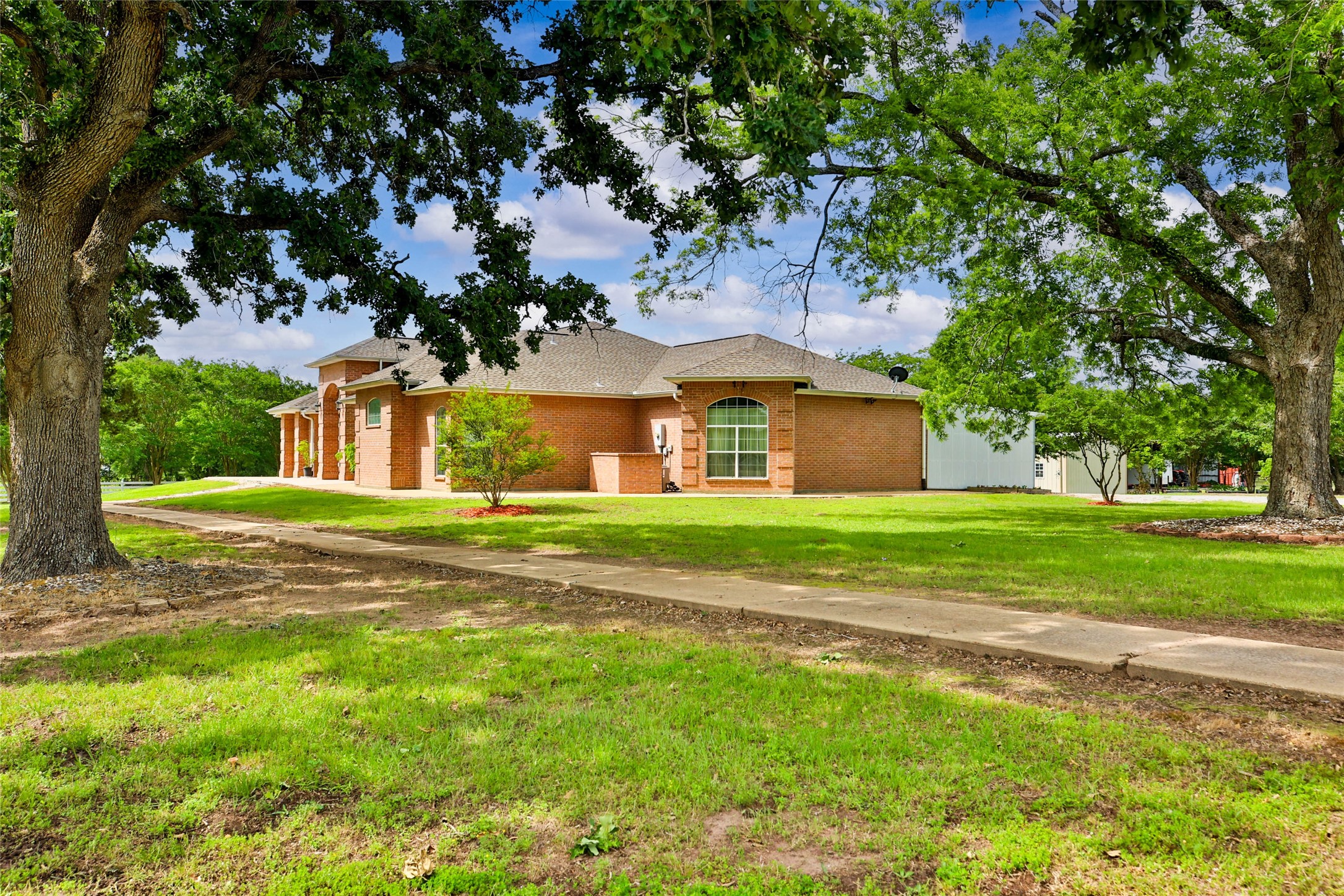 128 Duke Road Bedias, TX 77831 - Photo 32 of 50 House - Exterior - Property Entrance View