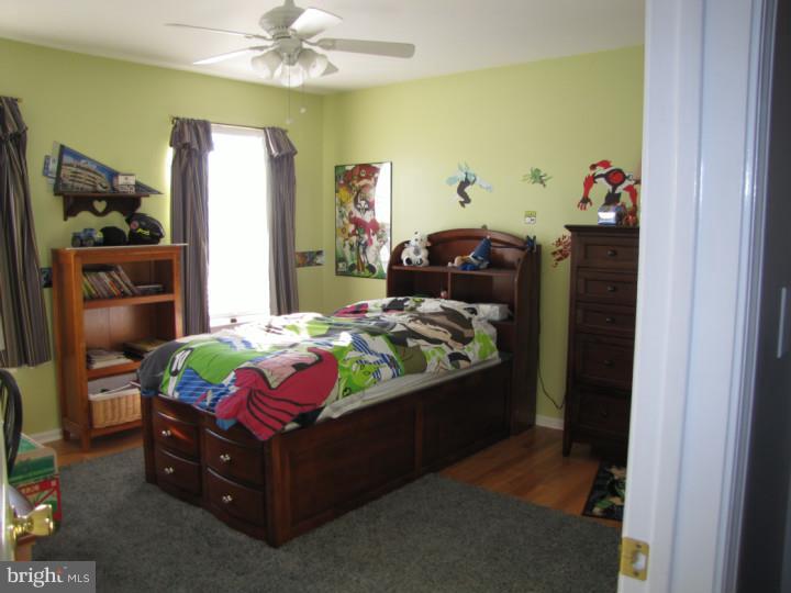 123 Highbridge Road New Egypt, NJ 08533 - Photo 17 of 25 Bedroom 2