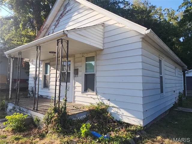 $55,000 | 217 West Fairground Avenue, Hillsboro, IL 62049