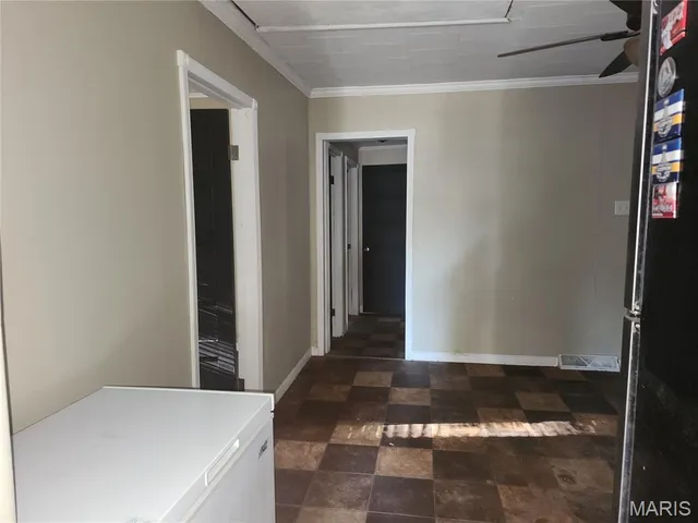 $55,000 | 217 West Fairground Avenue, Hillsboro, IL 62049