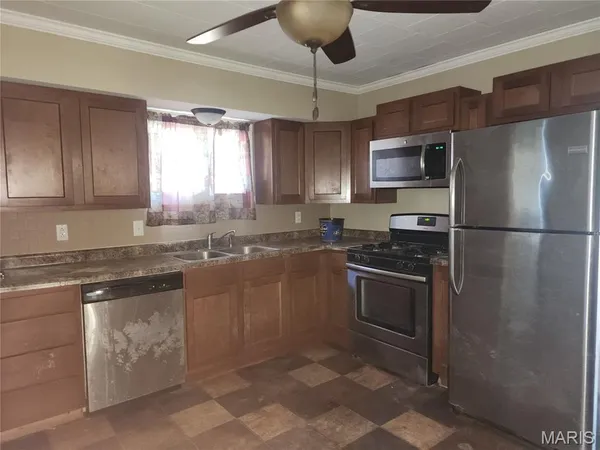 $34,900 | 217 West Fairground Avenue, Hillsboro, IL 62049