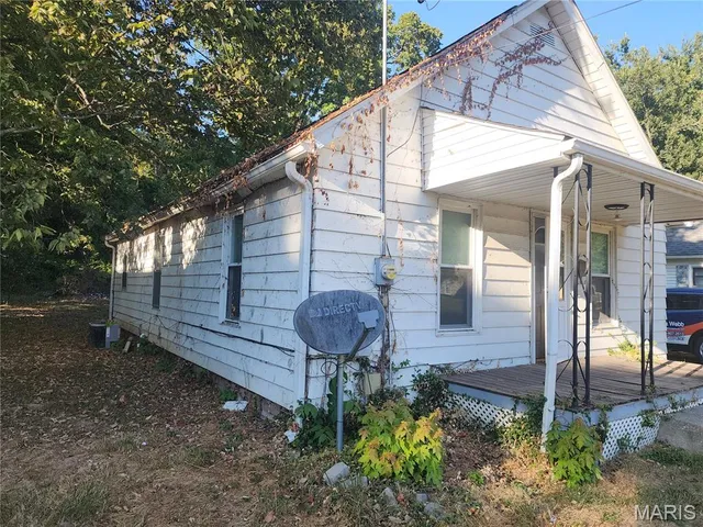 $55,000 | 217 West Fairground Avenue, Hillsboro, IL 62049