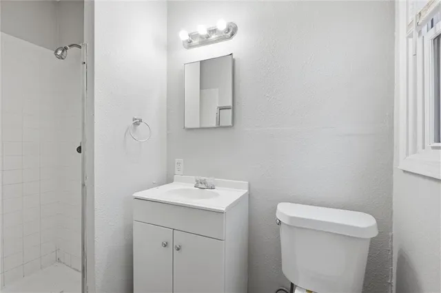 $175,000 | 11216 Herrick Avenue, Kansas City, MO 64134