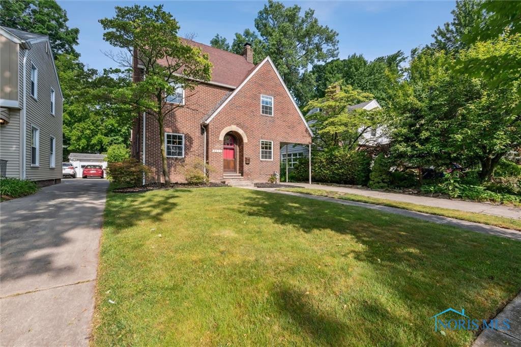 3413 Cheltenham Road Toledo, OH 43606 - Photo 2 of 40 Gallery Image 2