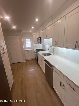$3,800 | 33 Weaverville Road, Freehold, NJ 07728