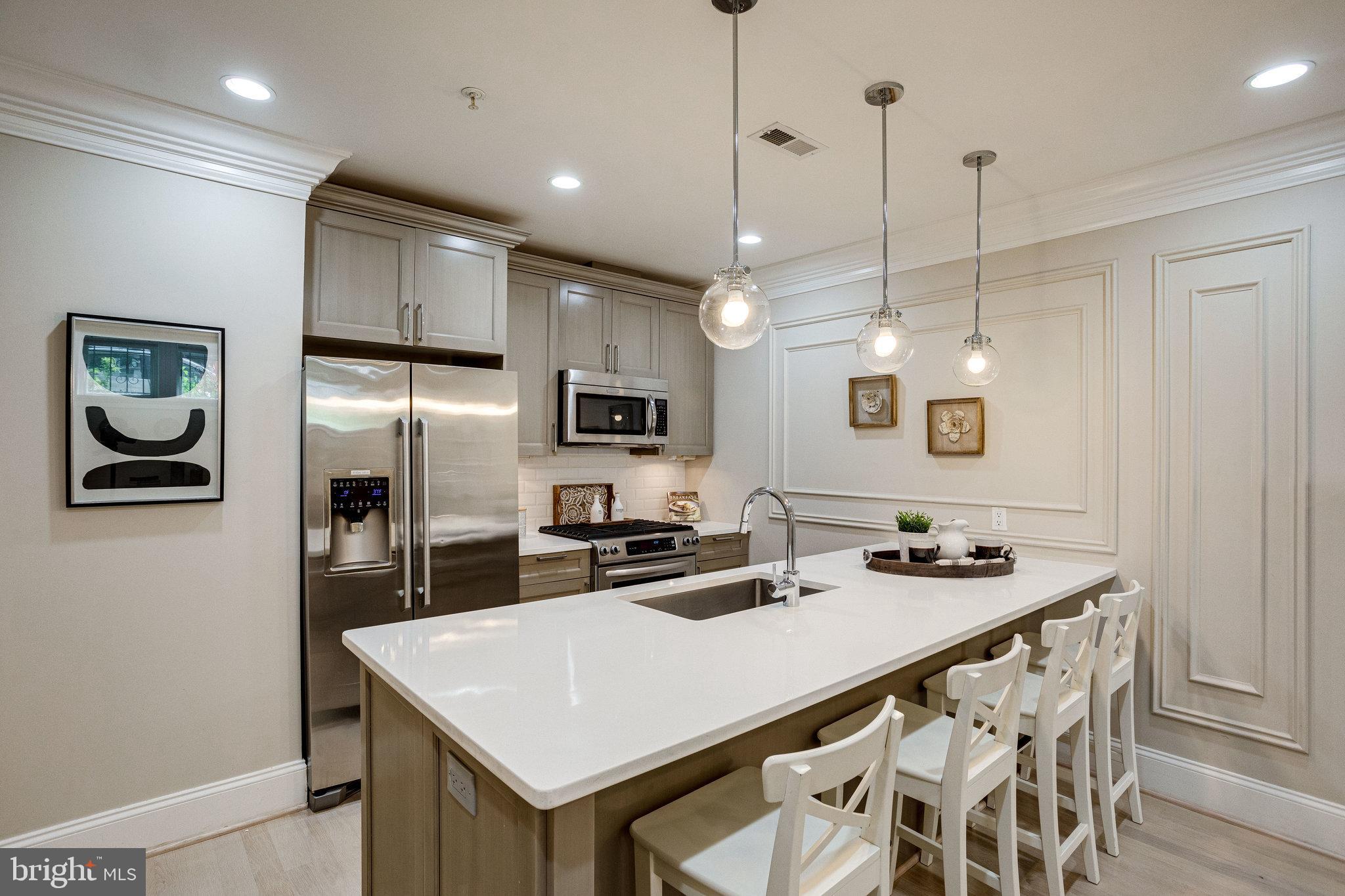 1817 Riggs Place Northwest, Unit 1 Washington, DC 20009 - Photo 12 of 31