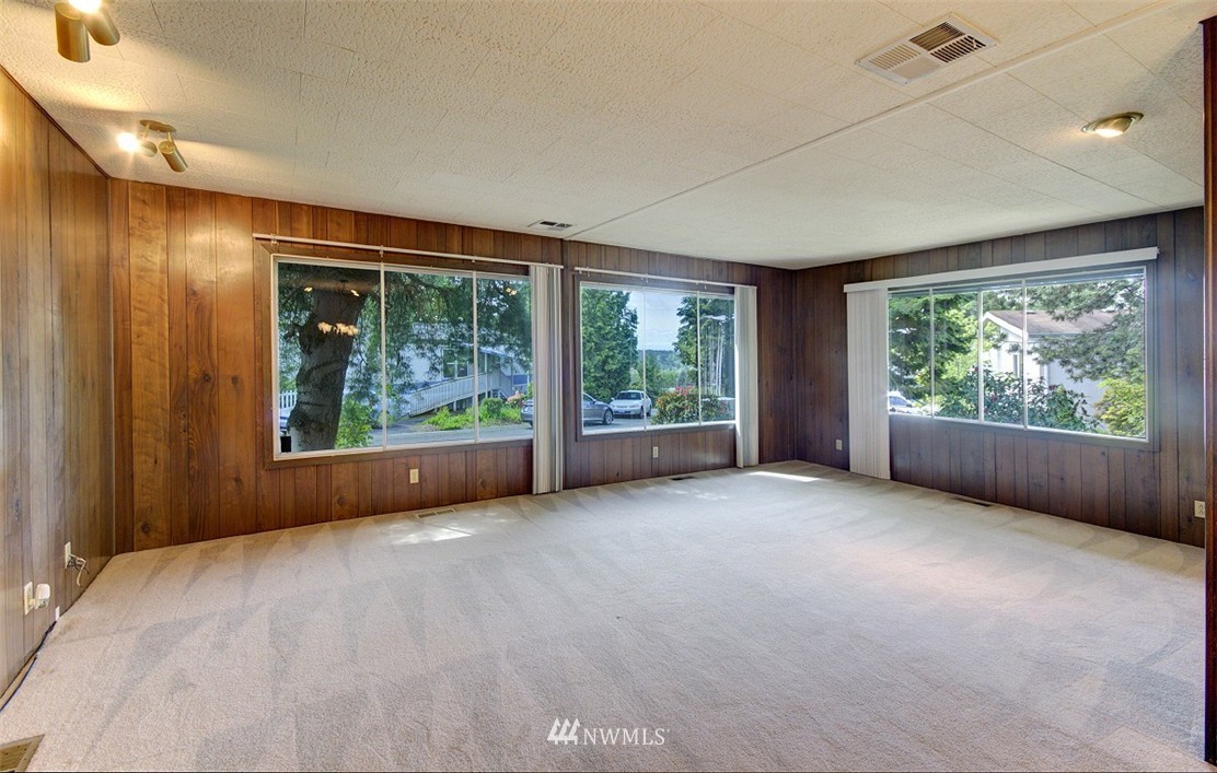 12712 Northeast 190th Street Bothell, WA 98011 - Photo 11 of 18