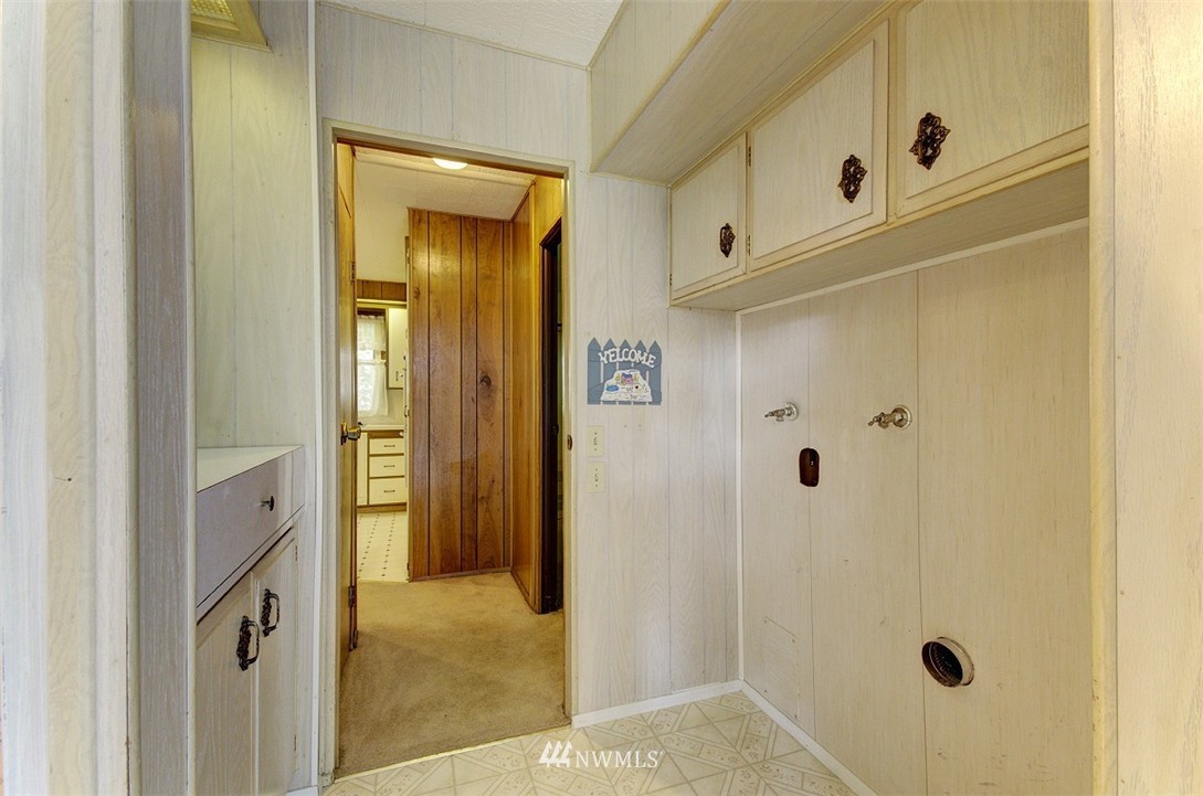 12712 Northeast 190th Street Bothell, WA 98011 - Photo 16 of 18