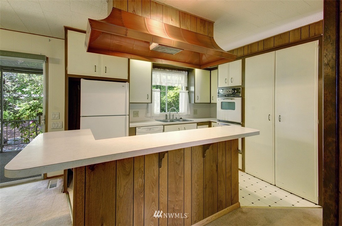 12712 Northeast 190th Street Bothell, WA 98011 - Photo 6 of 18
