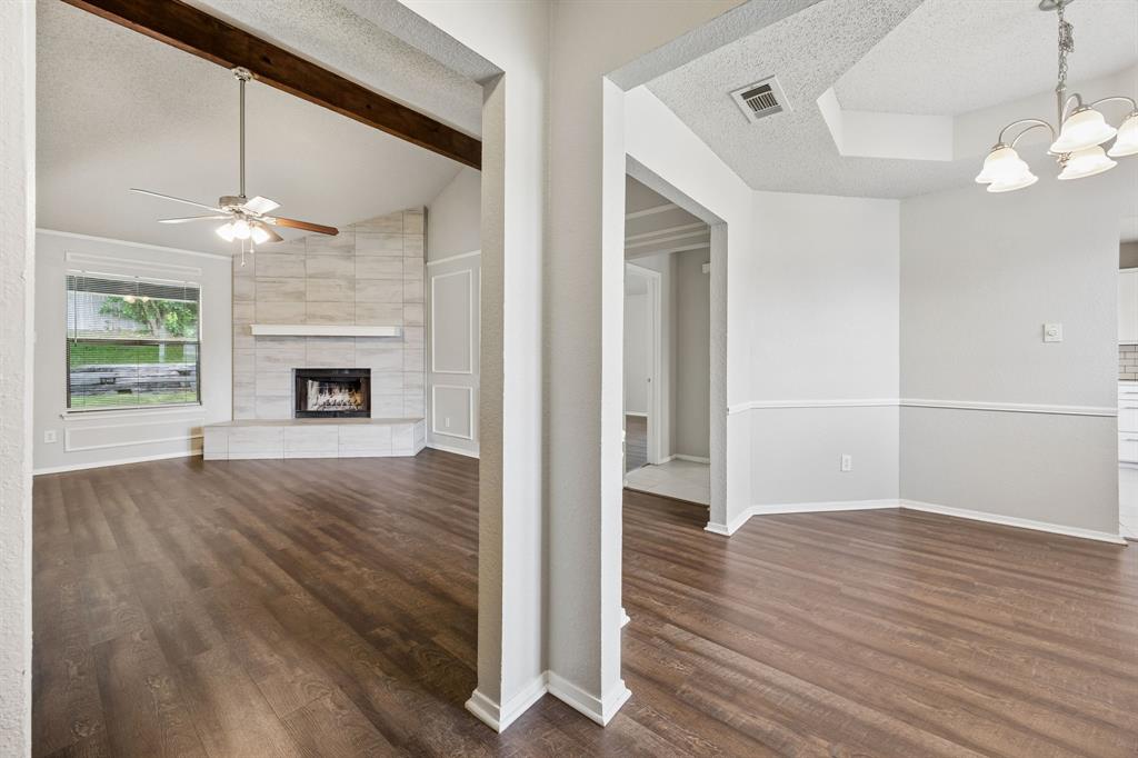 6433 Ridglea Drive Watauga, TX 76148 - Photo 3 of 25