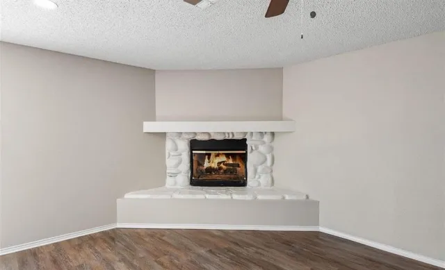 $2,100 | 1505 West Collin Street, Corsicana, TX 75110