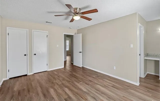 $2,100 | 1505 West Collin Street, Corsicana, TX 75110