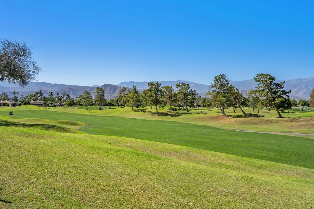36 Colonial Drive Rancho Mirage, CA 92270 - Photo 27 of 36 26_12016645_186575_186575-EI-126