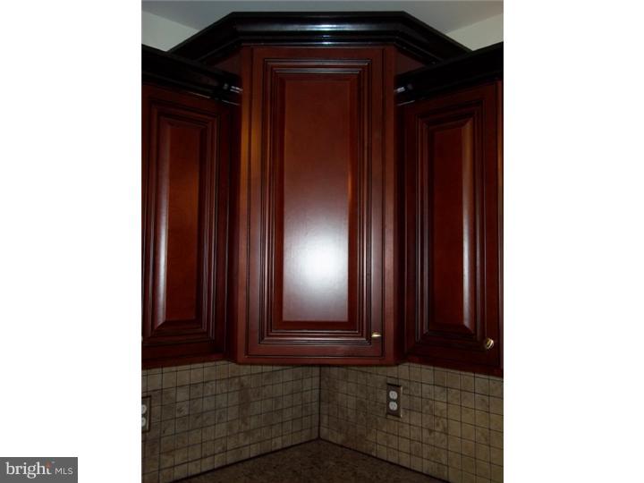 11 Goldengate Road Levittown, PA 19057 - Photo 17 of 25 Gallery Image 17