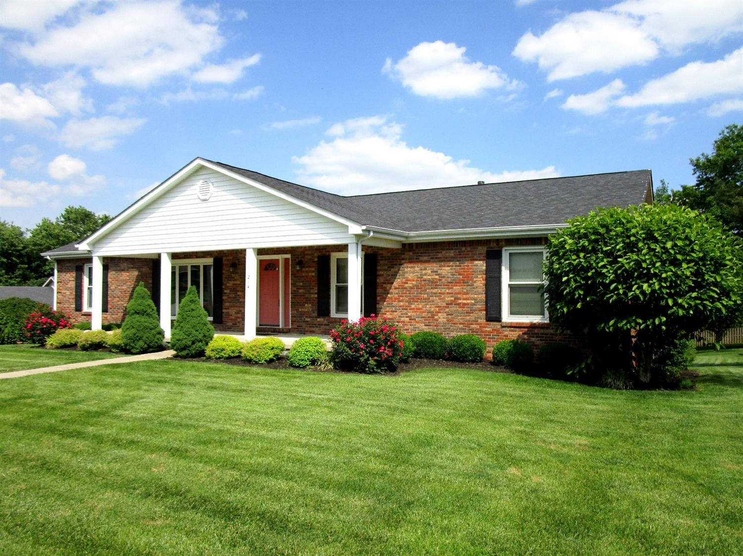 214 Lamond Ruelle Winchester, KY 40391 - Photo 3 of 38 Photo 3