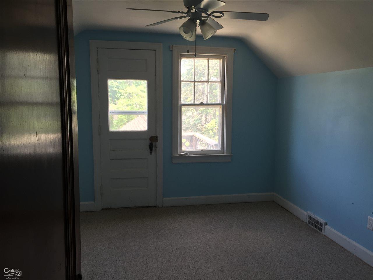 32690 Ryan Road Warren, MI 48092 - Photo 3 of 27