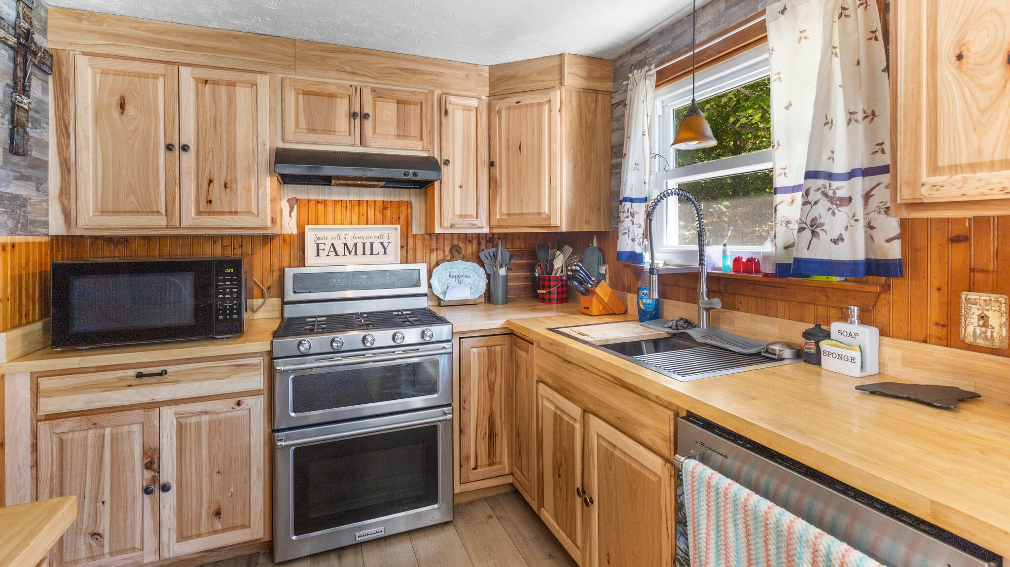 757 Dover Road Charleston, ME 04422 - Photo 6 of 39 _MG_1823