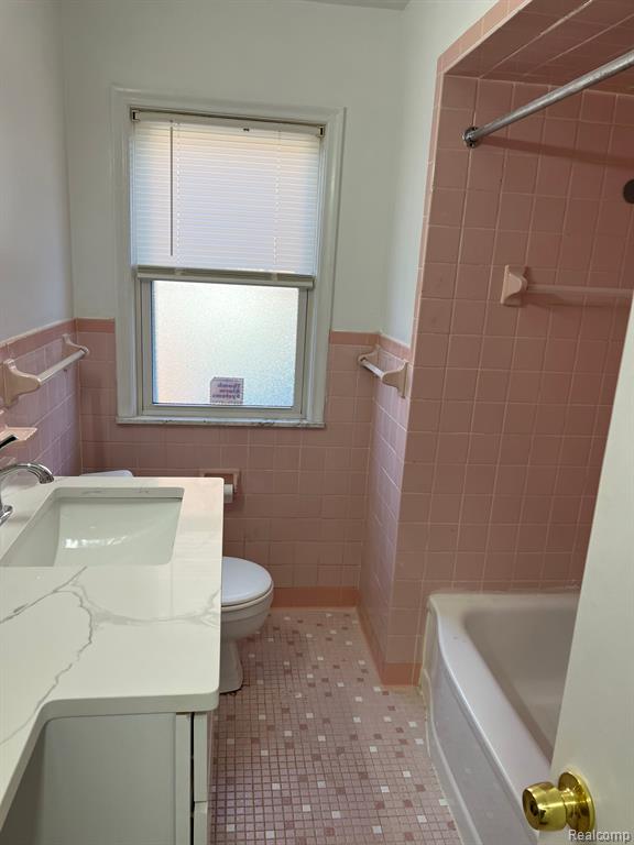 23721 David Avenue Eastpointe, MI 48021 - Photo 12 of 17