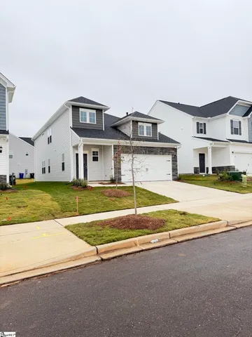 $2,450 | 139 Gervais Circle, Greenville, SC 29607