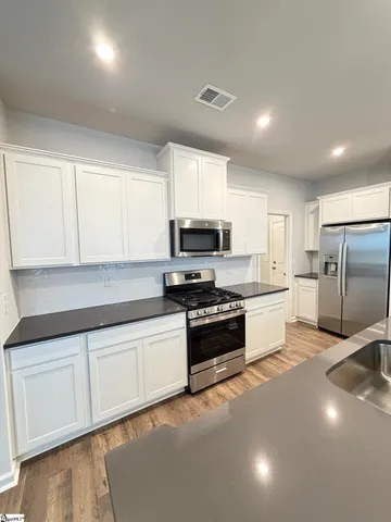 $2,450 | 139 Gervais Circle, Greenville, SC 29607