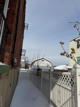 $599,999 | 4727 Matilda Avenue | Wakefield