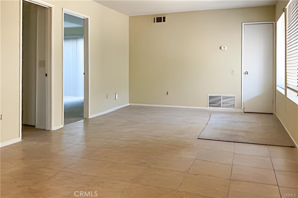 1150 East Amado Road, Unit 8B1 Palm Springs, CA 92262 - Photo 3 of 10
