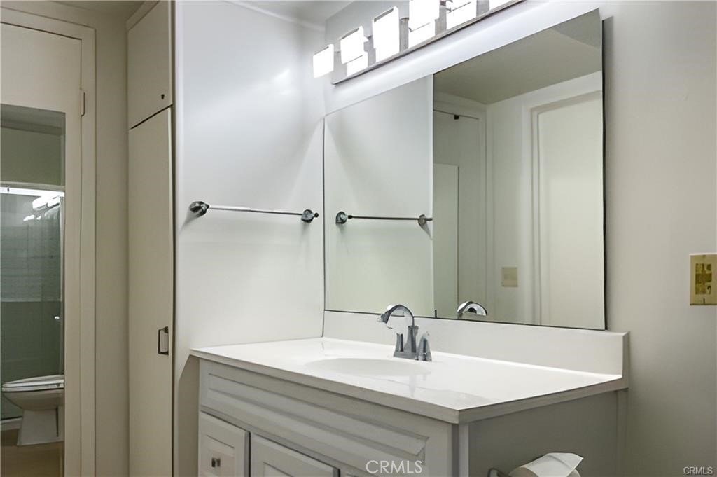 1150 East Amado Road, Unit 8B1 Palm Springs, CA 92262 - Photo 6 of 10