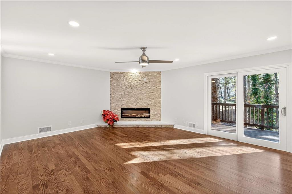 210 Lakeview Ridge West Roswell, GA 30076 - Photo 15 of 53