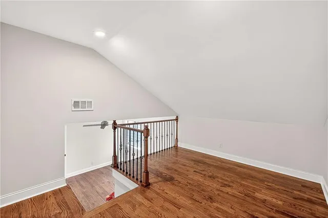 $645,000 | 210 Lakeview Ridge West, Roswell, GA 30076