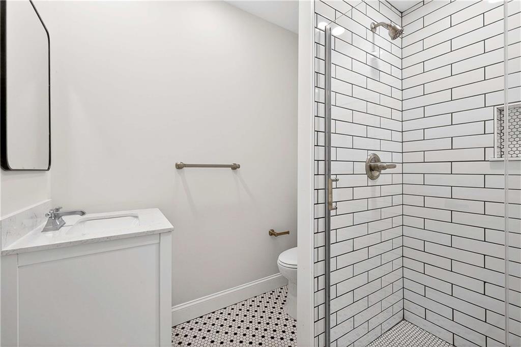 210 Lakeview Ridge West Roswell, GA 30076 - Photo 39 of 53