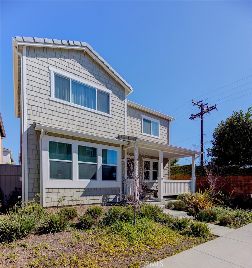 11 Lilac Lane Compton, CA 90221 - Photo 3 of 49 a front view of a house with a garden