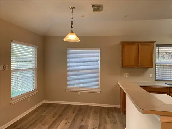 $2,050 | 3611 Stratford Town Lane, Sugar Land, TX 77498