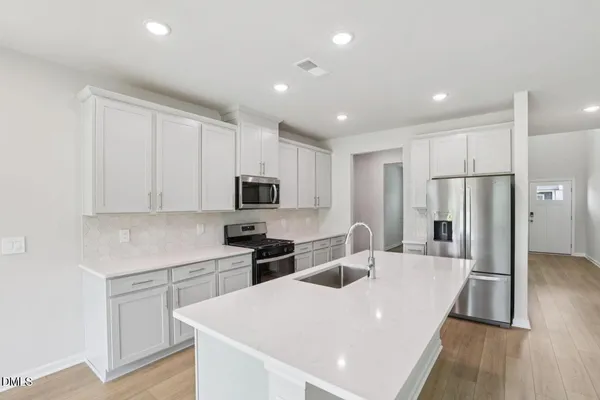 $2,195 | 693 White Birch Lane, Angier, NC 27501
