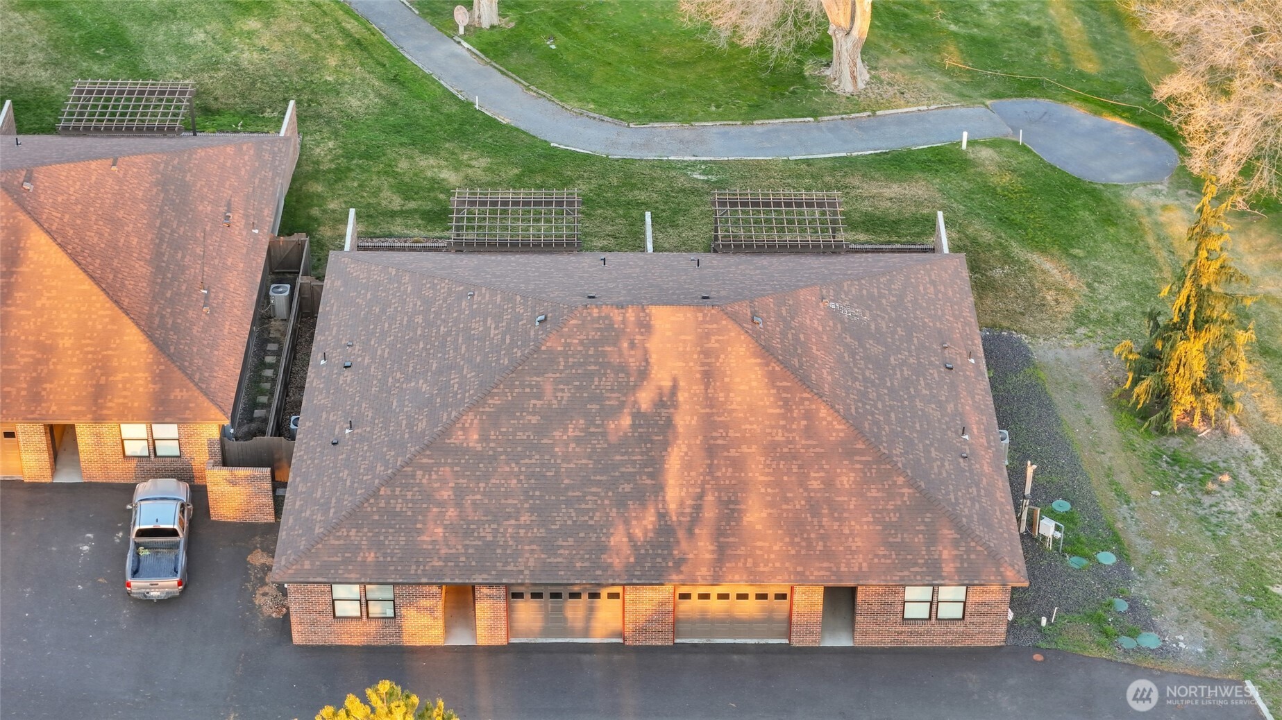 1213 Rd F .2 Northeast, Unit A&B Moses Lake, WA 98837 - Photo 3 of 37