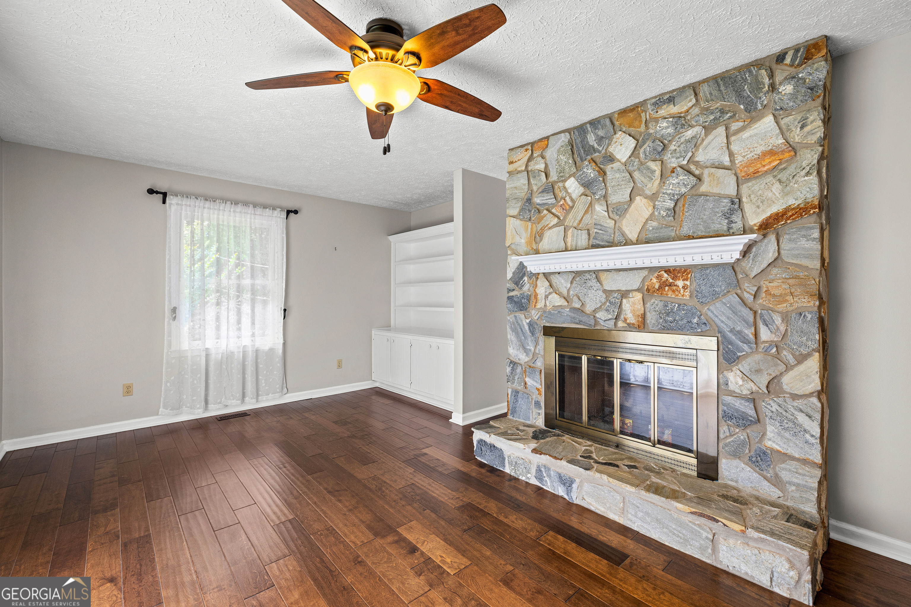 186 Lincoln Road Tyrone, GA 30290 - Photo 9 of 44
