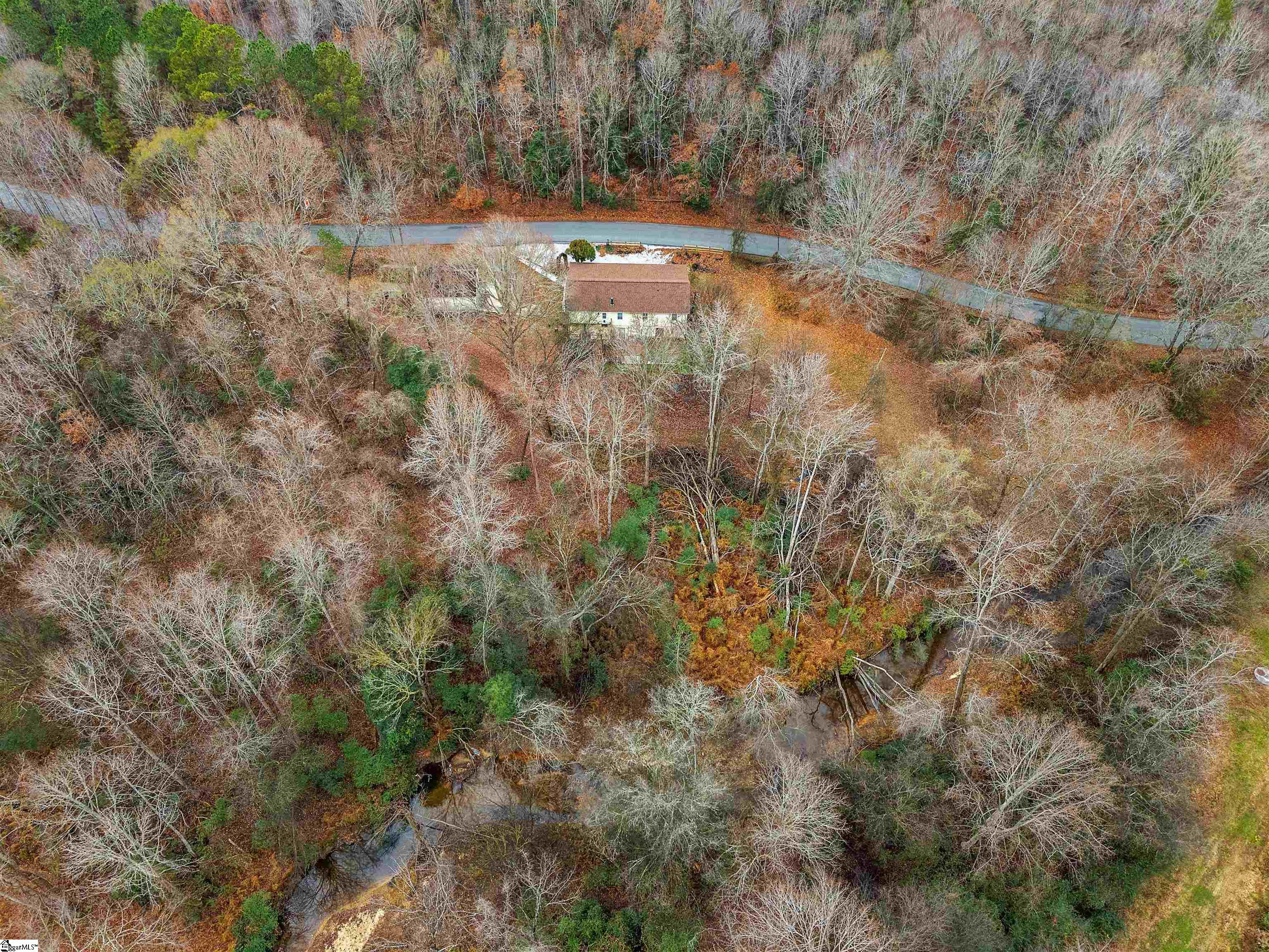 1016 Lee Vaughn Road Simpsonville, SC 29681 - Photo 18 of 41 Gallery Image 18