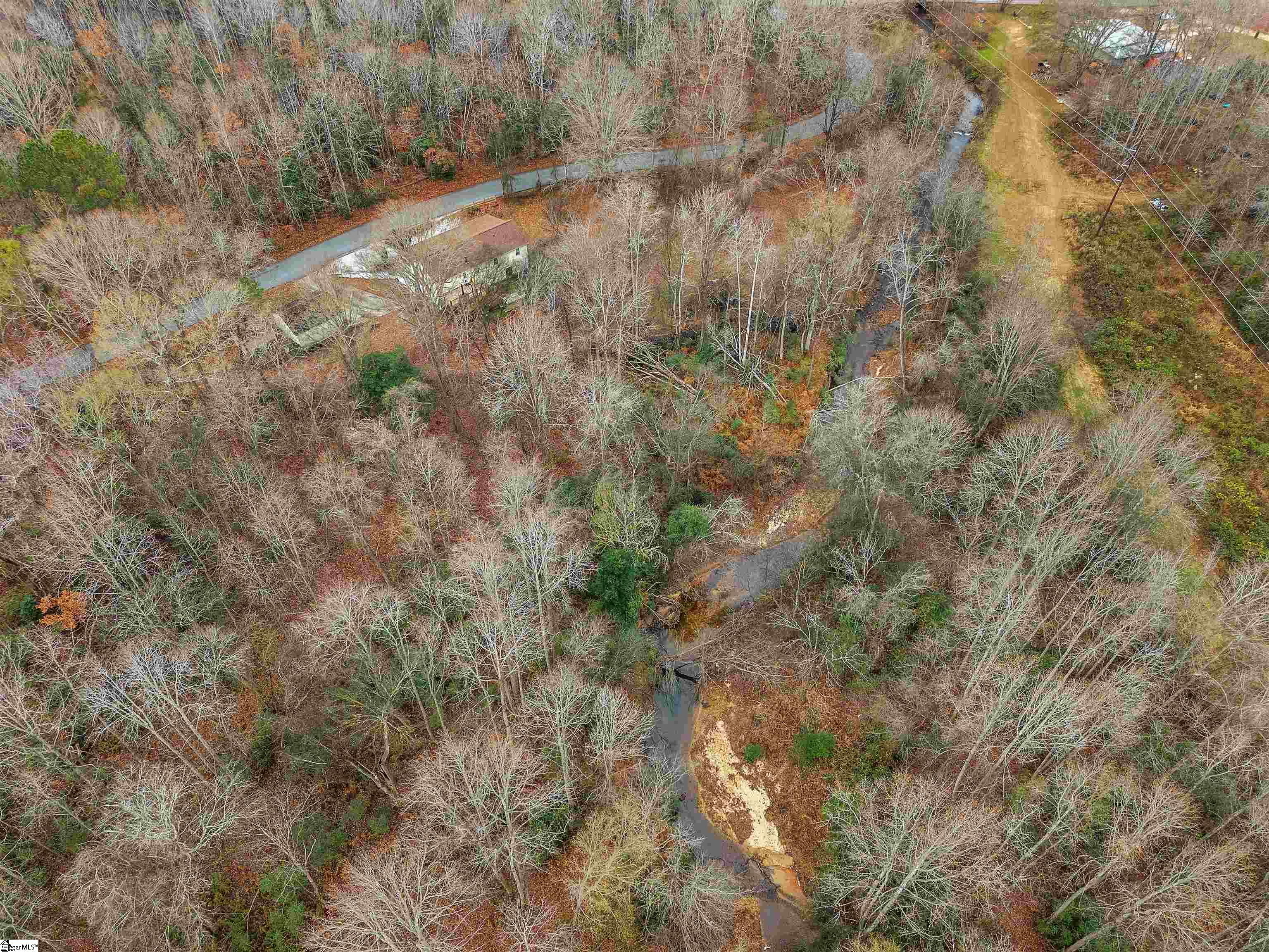 1016 Lee Vaughn Road Simpsonville, SC 29681 - Photo 19 of 41 Gallery Image 19