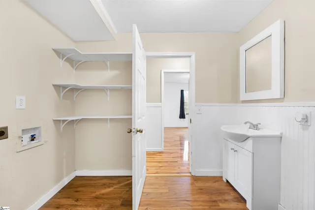 $240,000 | 1016 Lee Vaughn Road, Simpsonville, SC 29681