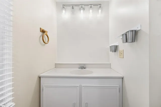 $240,000 | 1016 Lee Vaughn Road, Simpsonville, SC 29681