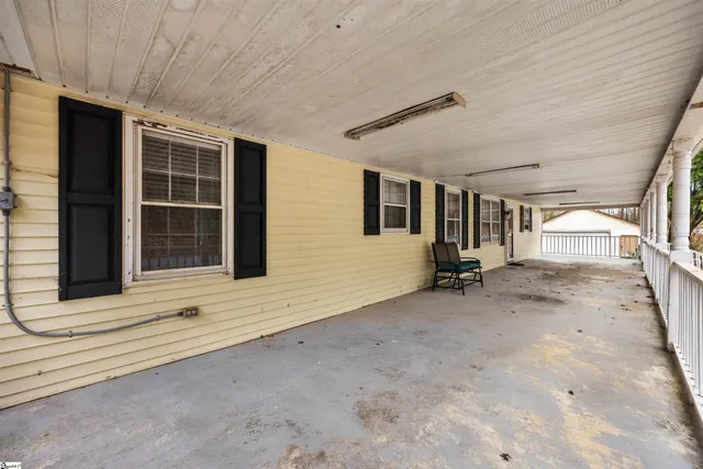 $240,000 | 1016 Lee Vaughn Road, Simpsonville, SC 29681