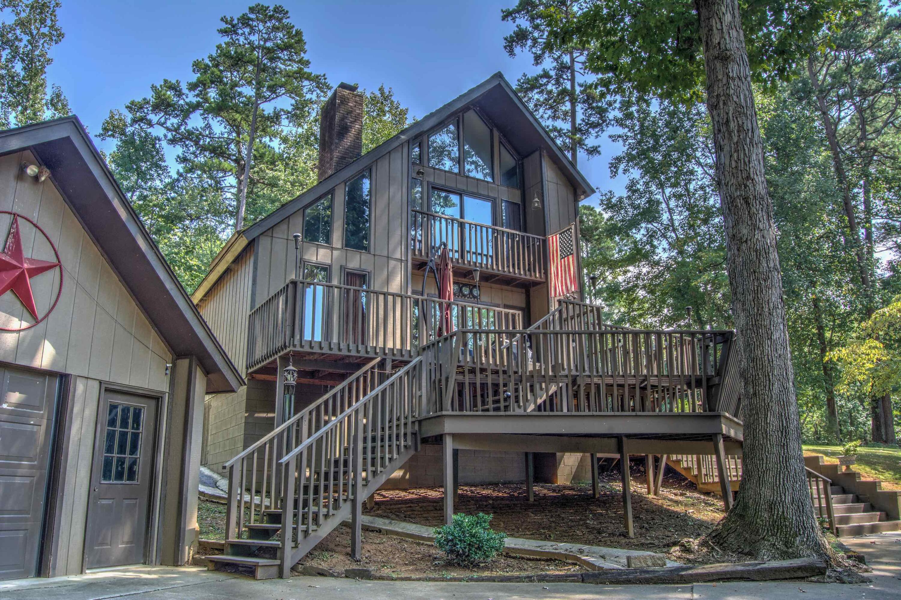 453 Cherokee Road Scottsboro, AL 35769 - Photo 1 of 44 002