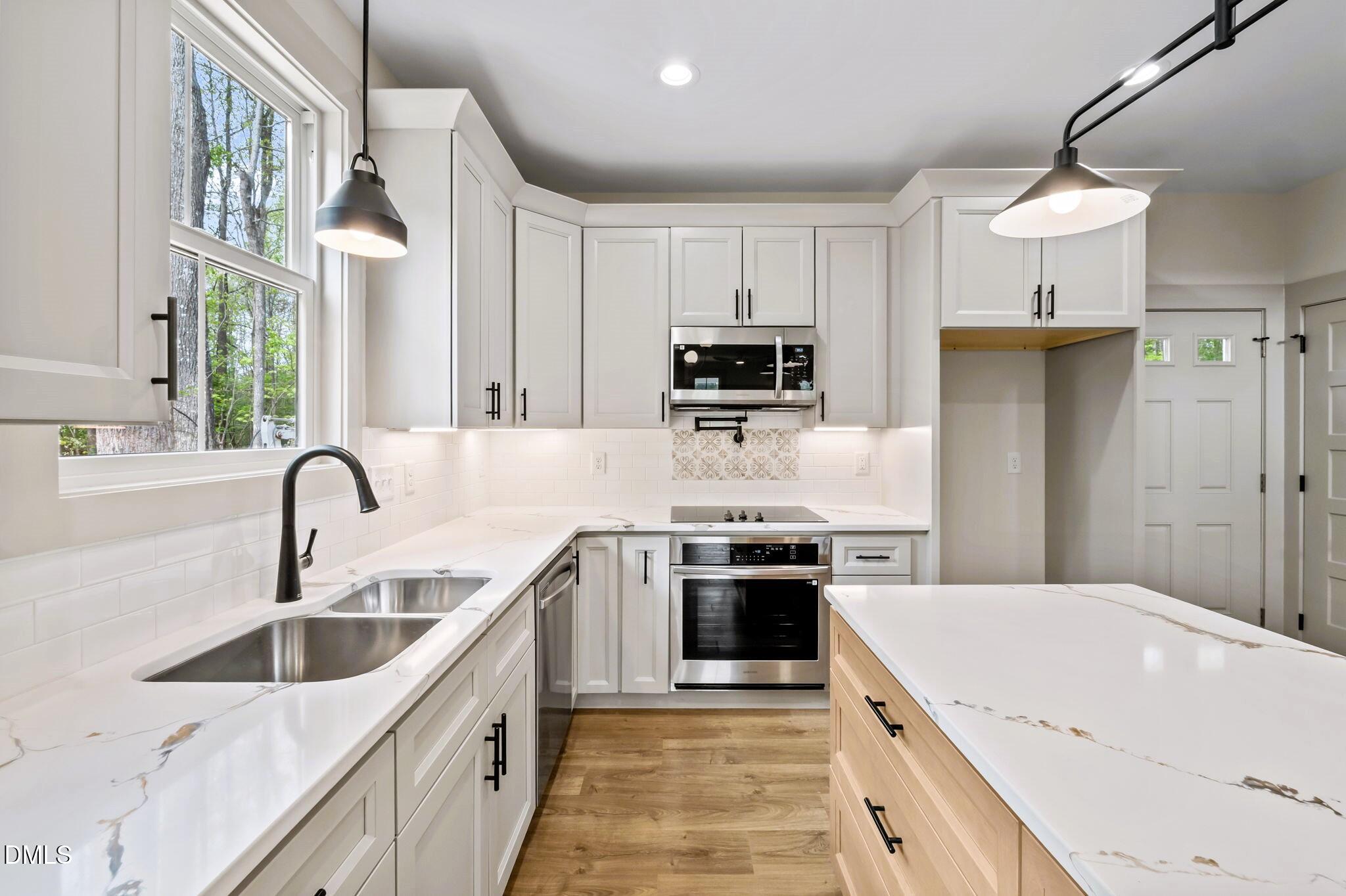 2498 Miller Road Hillsborough, NC 27278 - Photo 22 of 60 16 Kitchen
