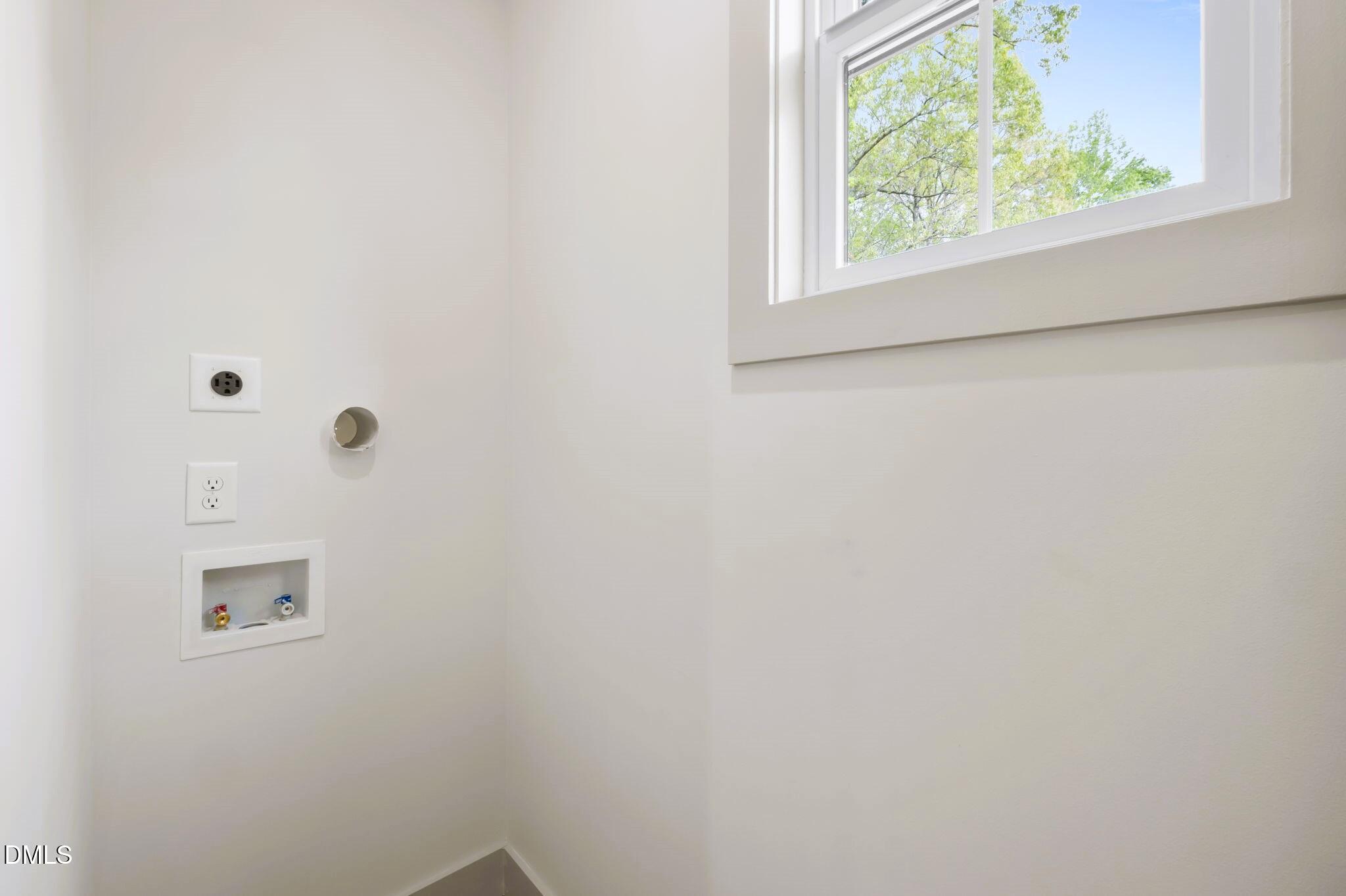 2498 Miller Road Hillsborough, NC 27278 - Photo 55 of 60 31 Laundry