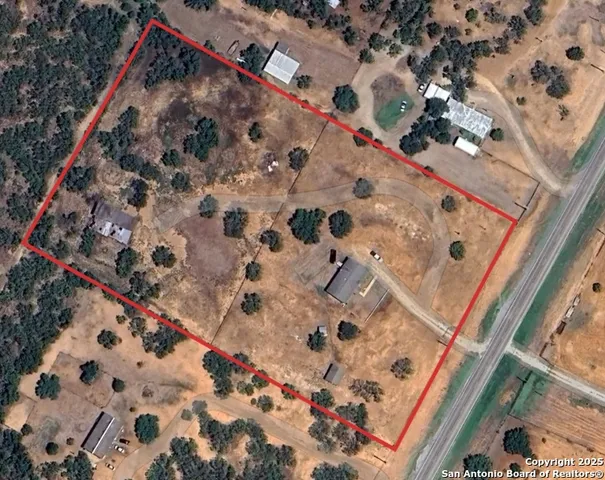 $375,000 | 8990 Farm To Market Road 2146, Jourdanton, TX 78026